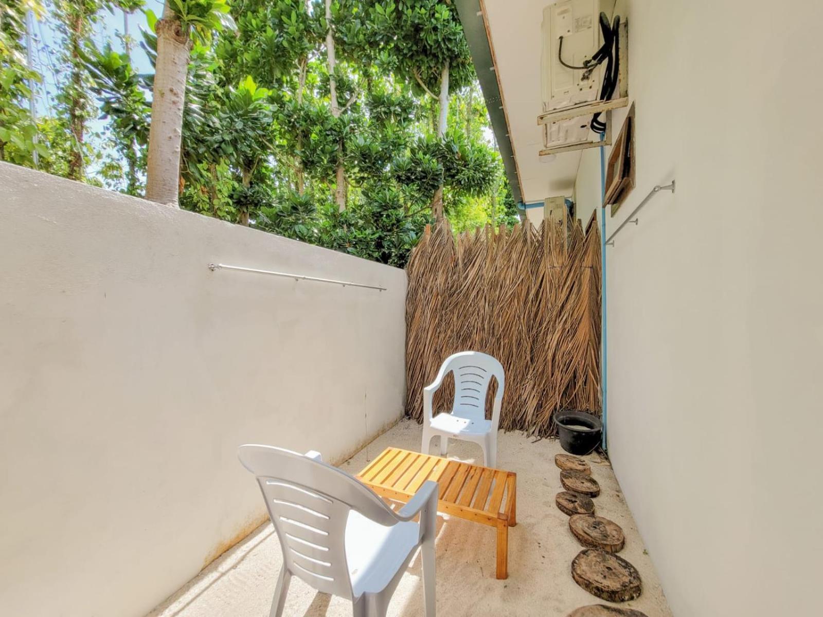 Sunrise Inn Thoddoo Bagian luar foto