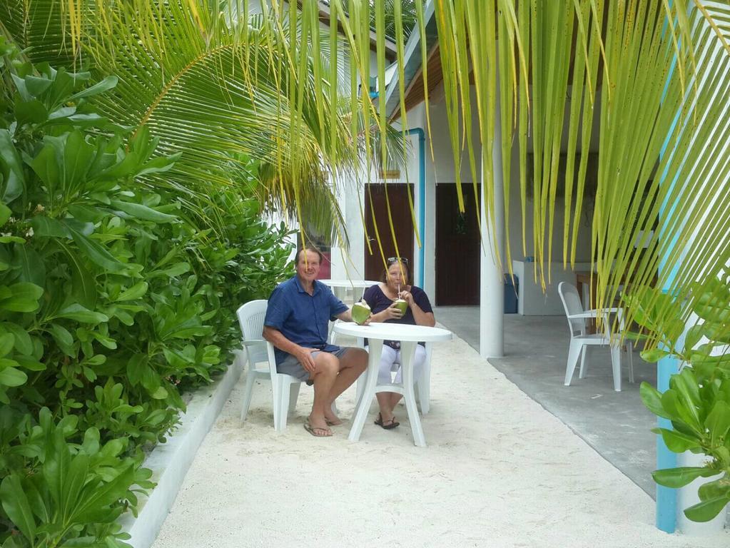 Sunrise Inn Thoddoo Bagian luar foto