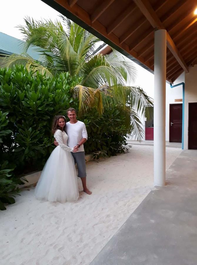 Sunrise Inn Thoddoo Bagian luar foto