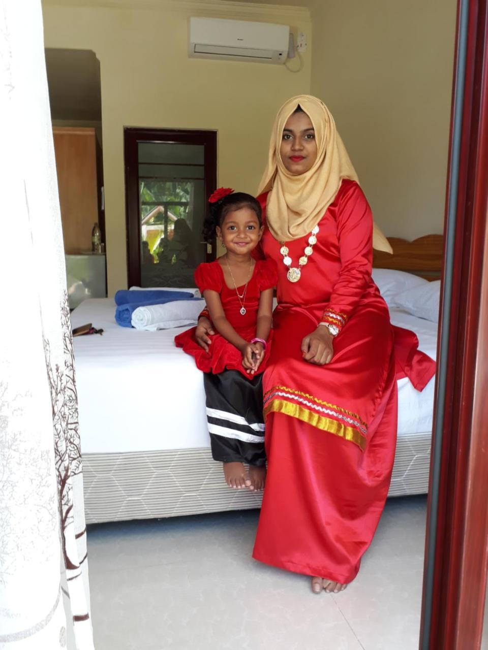 Sunrise Inn Thoddoo Bagian luar foto